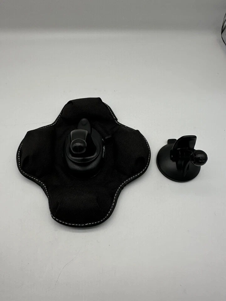 GARMIN Nuvi 2107 Series Touchscreen & Accessories Travel - Image 4 of 4