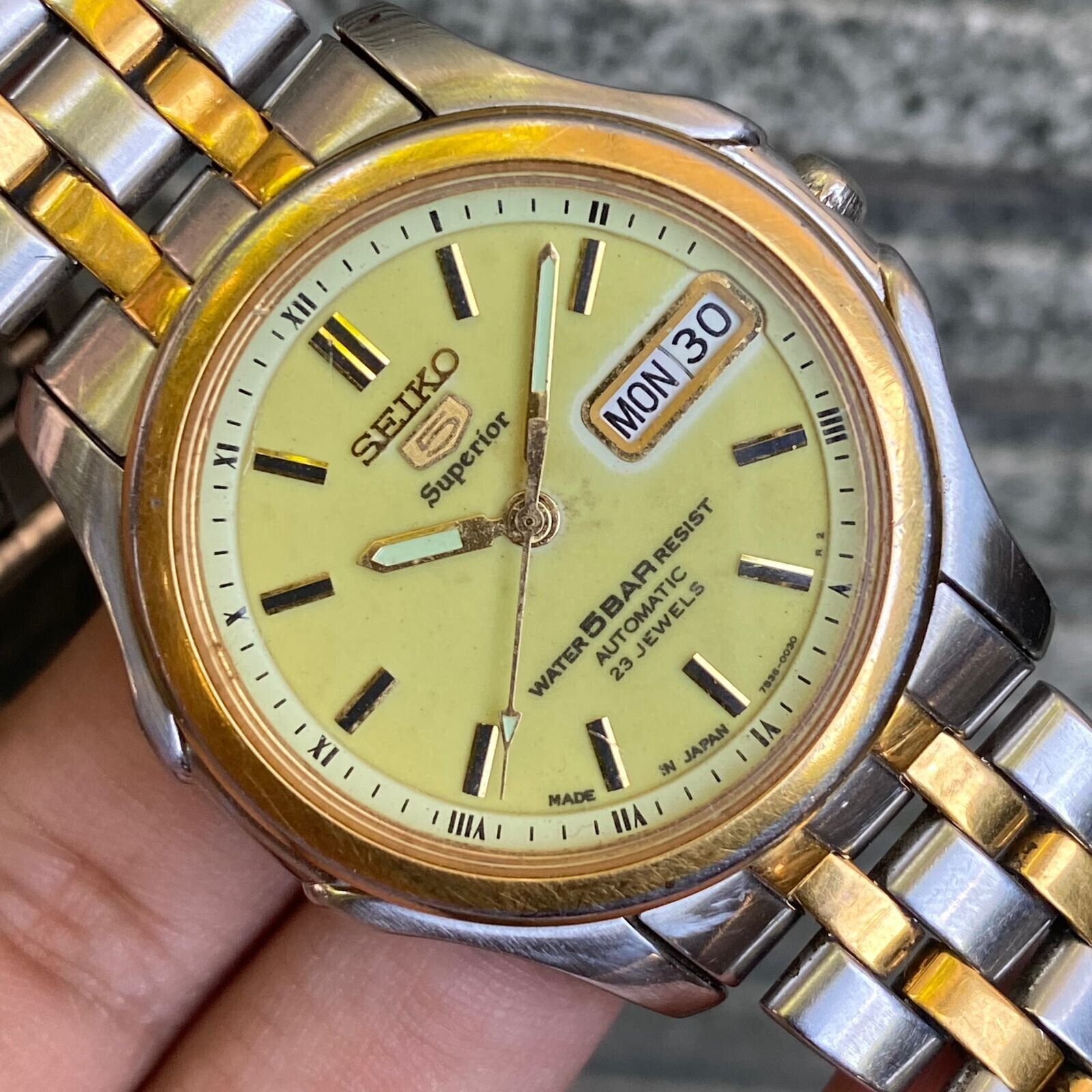 RARE Seiko 5 Superior SKZ026 Lume Dial Dual Tone Automatic Vintage Watch