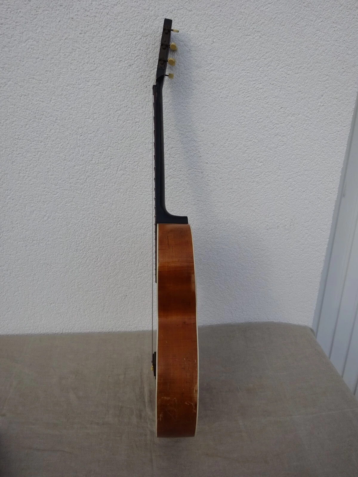 Picture 2 of 10