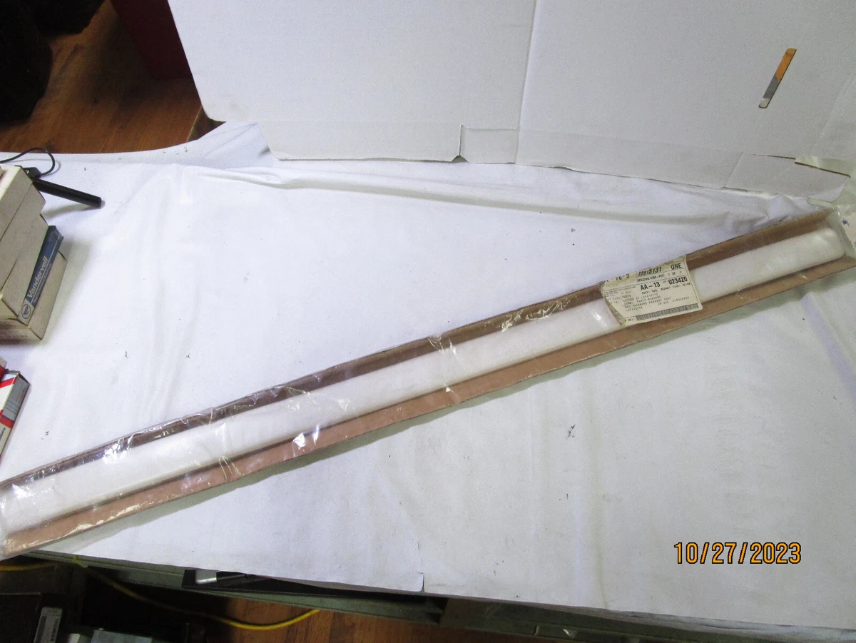 Genuine GM OEM 25915131 Front Side Door Molding | eBay