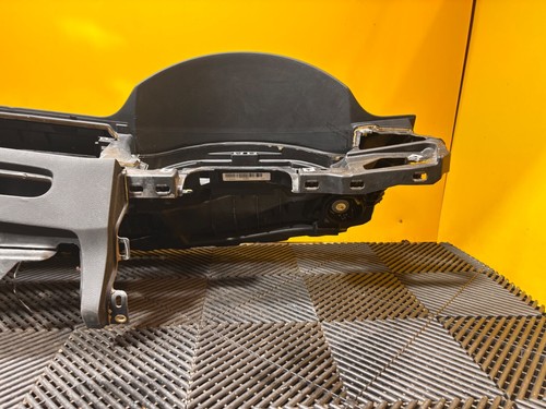 Audi A4 S4 8W B9 2016 - 2024 Armaturenbrett mit Beifahrerairbag OEM gebraucht schwarz - Bild 16 von 17