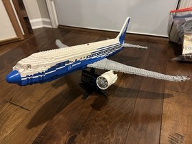 LEGO Boeing 787 Dreamliner 10177 Advanced Models Set with Stand & Manuals