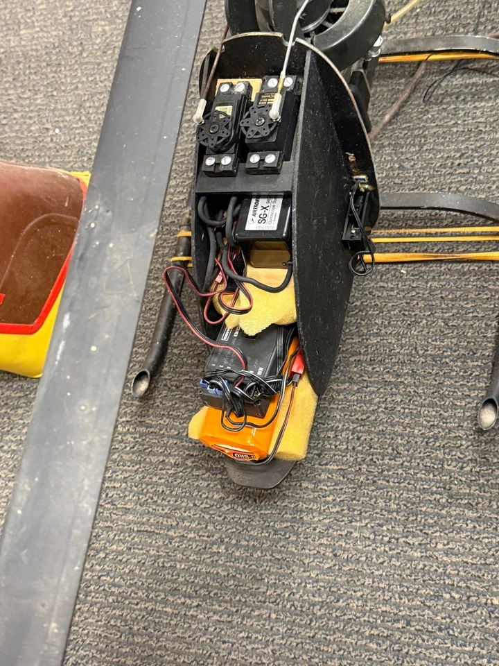 Excellent Vintage Super Mantis Gas RC Helicopter With OS Max Engine - Image 3 of 4