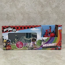 Miraculous: Tales of Ladybug and Cat Noir Felt Mega Mat & Scooter w/ Figure NEW