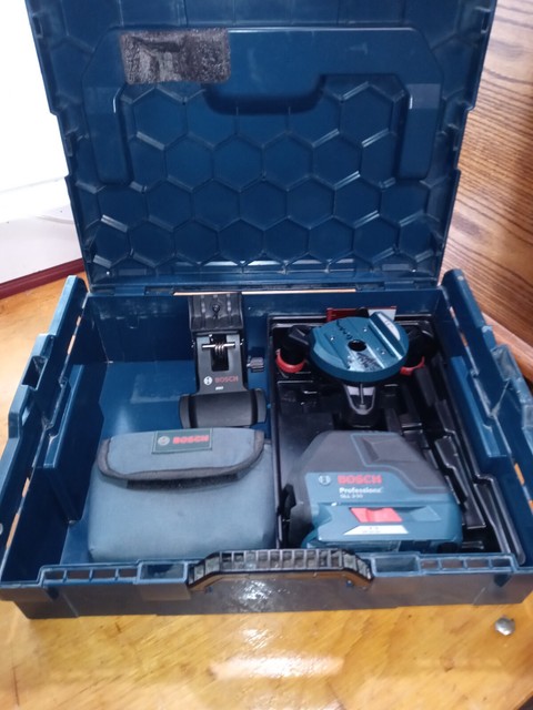Bosch 3-line Laser With Layout Beam GLL 