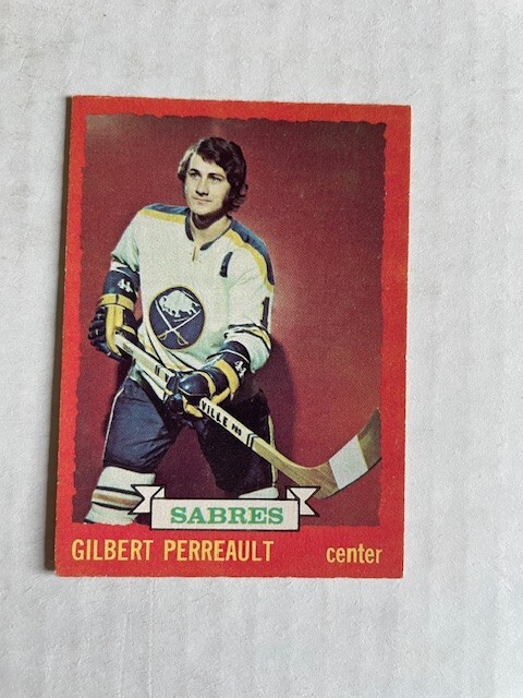 1973-74 O-Pee-Chee Set Break OPC #70 Gilbert Perreault - Buffalo Sabres NRMT