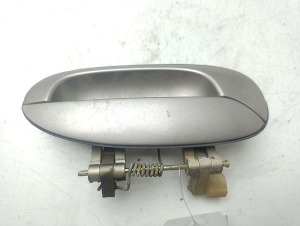 SDK2N172410 maneta exterior trasera derecha para KIA SHUMA II (SPT) 8885516
