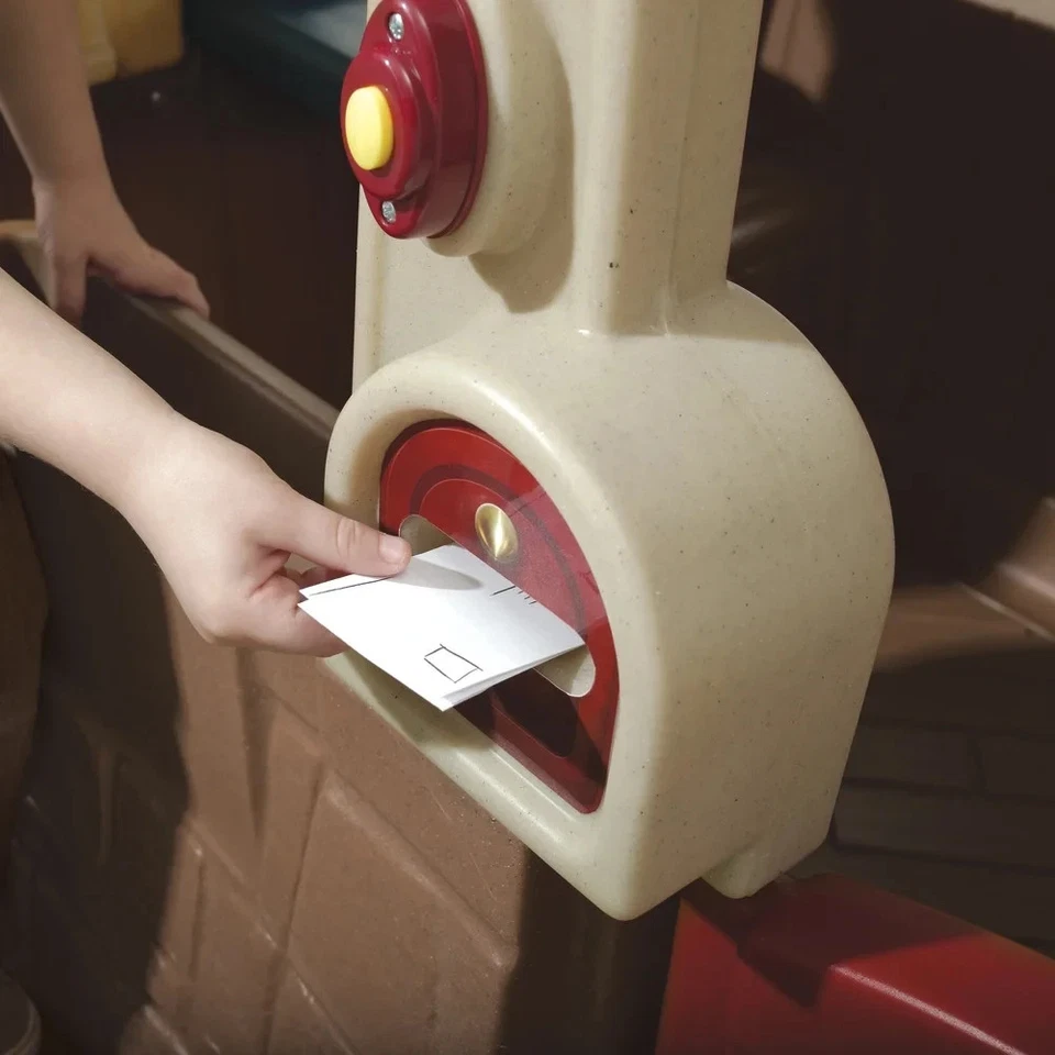 Step2 Ceat & Tidy Cottage II marrón casa de juegos juguete de plástico para niños al aire libre Foto 4 de 4