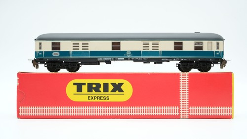 Trix Express H0 3352 D-Zug-Packwagen DB | Zustand: Gebraucht