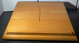 VINTAGE CATHOLIC CHURCH ALTAR WOOD BIBLE OR MISSAL STAND W/ CROSS