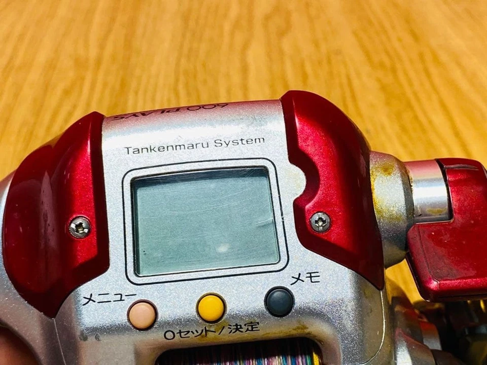 Mulinello elettrico Shimano Tankenmari System rosso/argento usato - Immagine 2 di 4