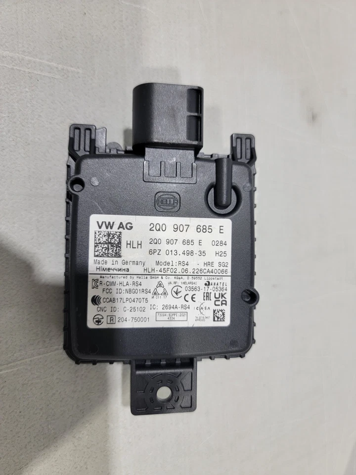 Sensor radar punto ciego 21 22 23 24 Volkswagen GTI Golf R 2Q0-907-685-E fabricante de equipos originales Foto 2 de 4