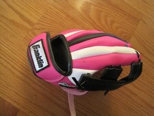 Franklin Tee Ball Pink Mitt Small