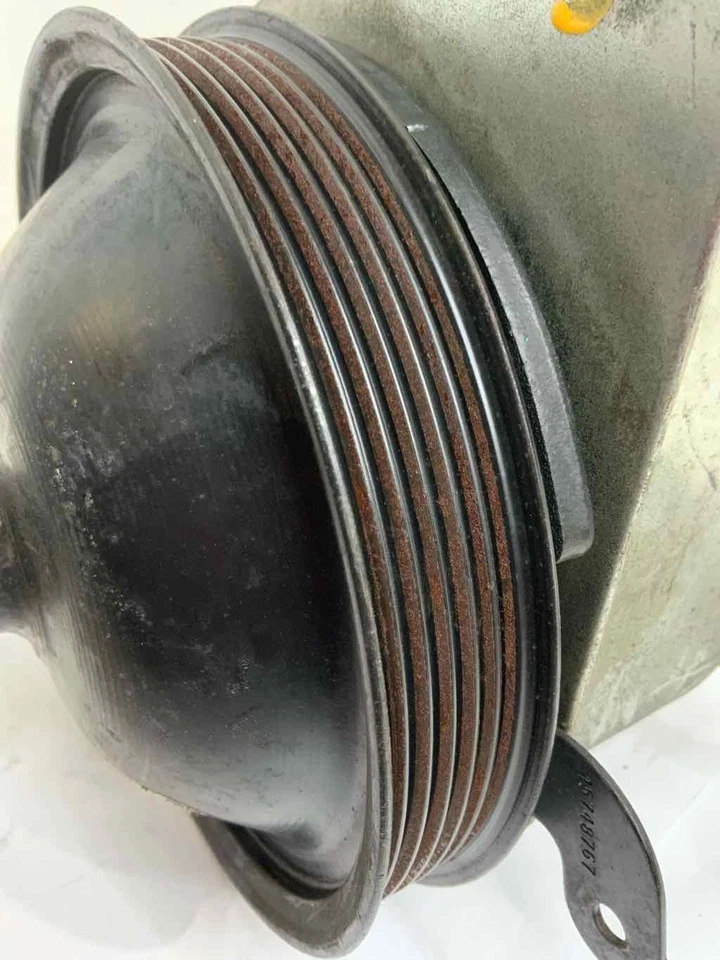 01-07 GMC Sierra 2500 Power Steering Pump/Motor 15909827 6.6L Diesel 8Cyl RWD - Image 3 of 4