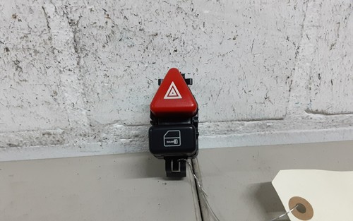 Mercedes-Benz A-Klasse W168 Warnblinkschalter Schalter Warnblinker 1688201210