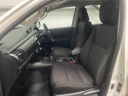 2020 Toyota Hilux Active 4x4 Double Cab * SOLD - CALL FOR NEW STOCK * - Picture 4 of 11