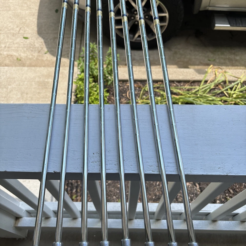 Women’s Tour Edge Reaction 2 Iron Set 4,5,6,7,8,9,PW,SW - Image 2 of 4