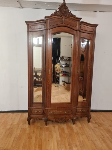 Kleiderschrank Schlafzimmerschrank Schnitzereien Antik ca. 19 Jh. - Bild 2 von 17