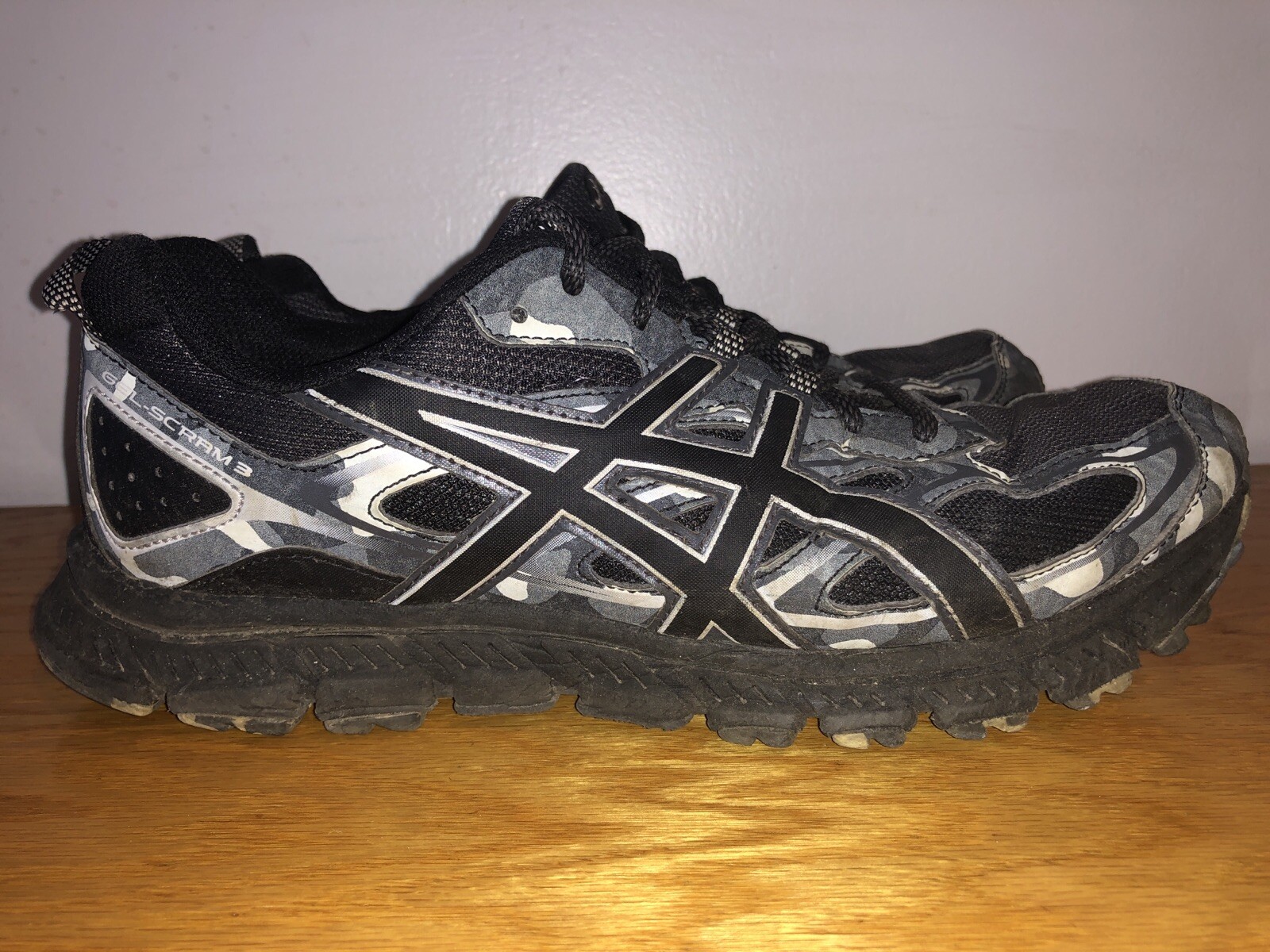 asics off road shoes