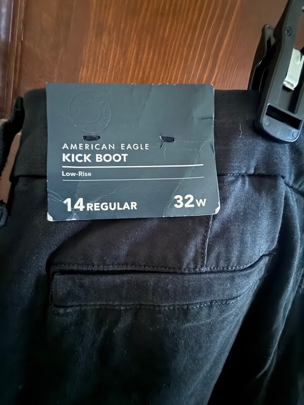 NWT American Eagle Sz14 Low-Rise Kick Boot Stretch Jeans  Black