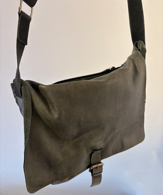 Schwarze Strellson Leder Tasche (defekter Reißverschluss)