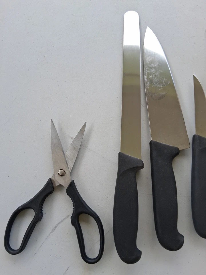 Conjunto de bloco de facas Victorinox 8 peças modelo 48891 - 1 faca faltando - Imagem 4 de 4