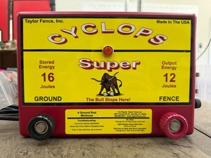 Cyclops Fence Charger-BENT/DENT-SUPER-AC