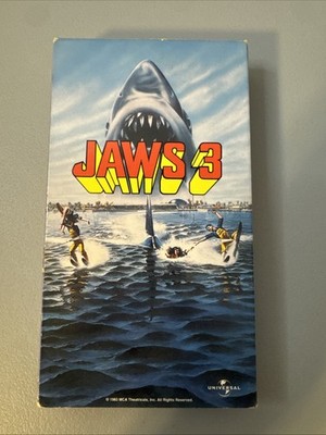 Jaws 3 (VHS, 1998) 1983 MCA VCR Tape Dennis Quaid Bess Armstrong Vintage Movie