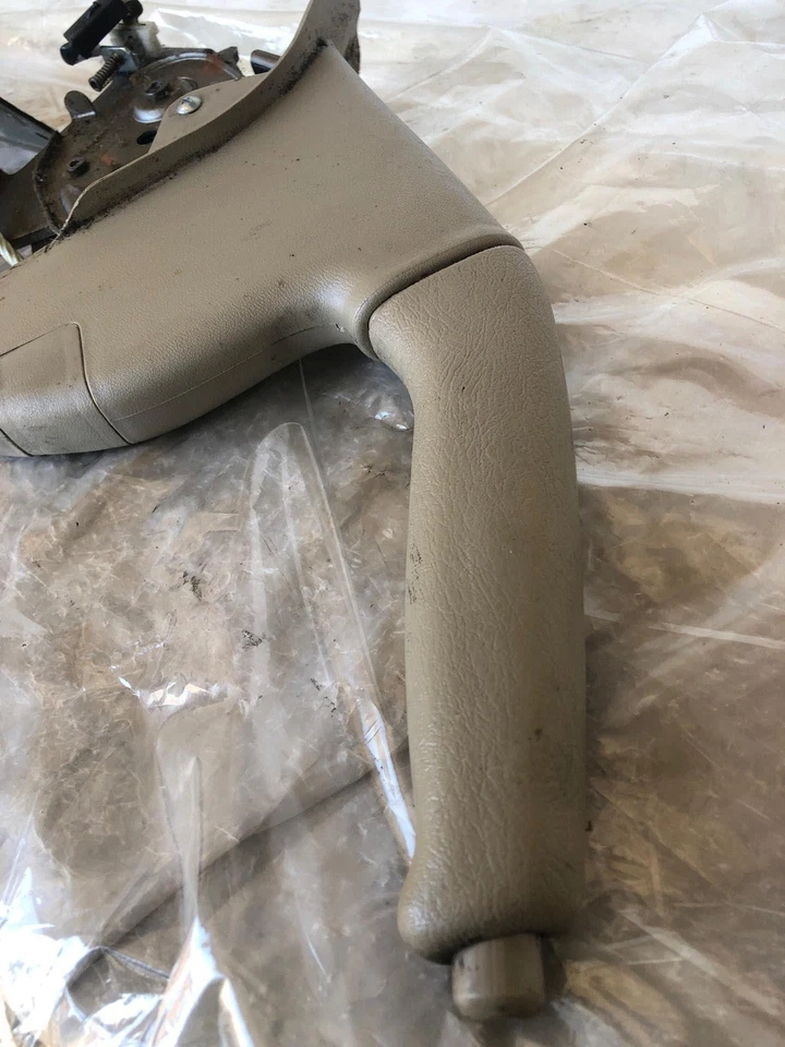 Nissan Altima GLE 1999 estacionamiento de emergencia tirar freno de mano palanca control mango Foto 2 de 4