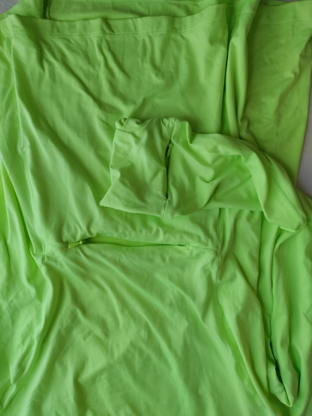 FABLETICS Pullover Fitted Bright Green Hood shirt… - image 3