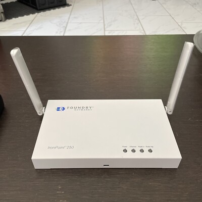 Foundry Networks IronPoint IP200 access points With power supply cord