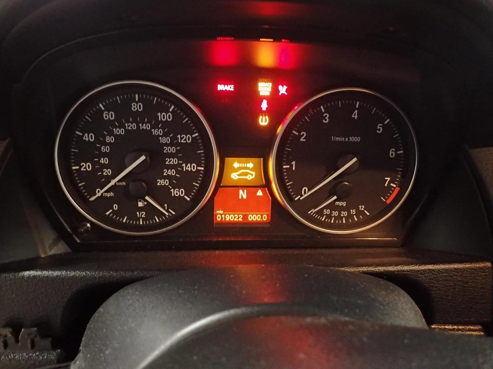 13 14 15 BMW X1: Compressor A/C, 2.0L, AWD --19K-- - Imagem 3 de 4