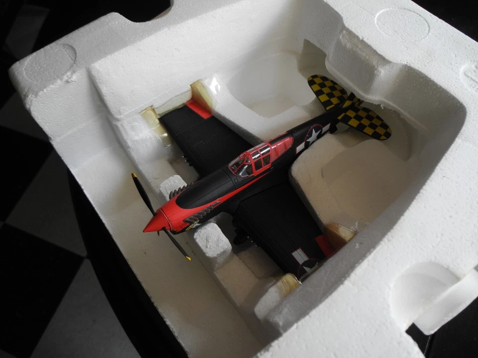 Reduced Very Rare Franklin Mint P-40 Warhawk, 1:48, Retired - Image 3 of 4