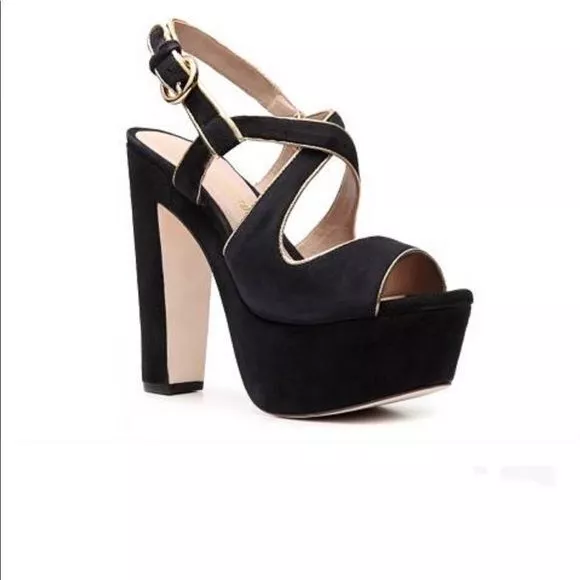 Pour la victoire store platform sandals