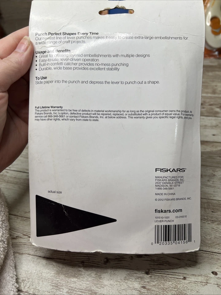 Lote de 7 punzones de papel artesanal Fiskars nuevos en paquete - plantillas (textura de papel) pequeños a 3XL Foto 4 de 4