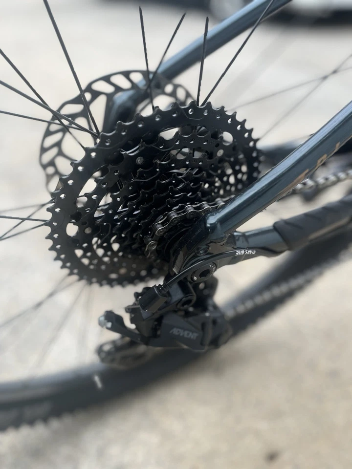 Mountain Bike 29" Dual Suspension 9-Speed Aluminum Frame with Disc Brakes - Image 3 of 4