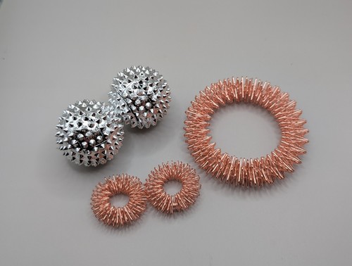Akupressur Set 5 teilig, 2x Ringe 1x Armband 2x Akupressurkugeln DBT Skills - Bild 34 von 60