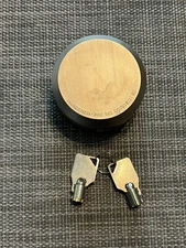 Unmarked Hardened Hockey Puck Padlock Pat. # US7918111 B2 with 2 Keys ~ Used