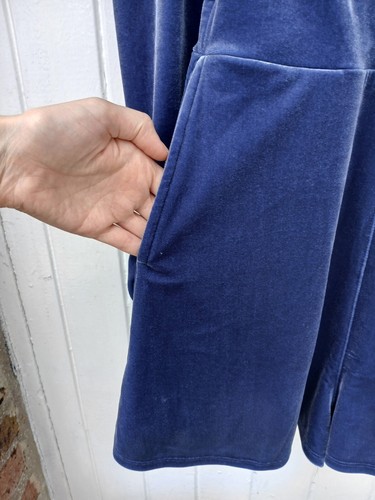 URBAN OUTFITTERS BROOKLYN WOMENS BLUE VELVET SHORTS JUMPSUIT -UK S -NEW RRP: £49 - Picture 15 of 18