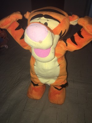 Mattel Tumble Time Tigger Talking Animated Musical Toy Winnie The Pooh 2005 | eBay