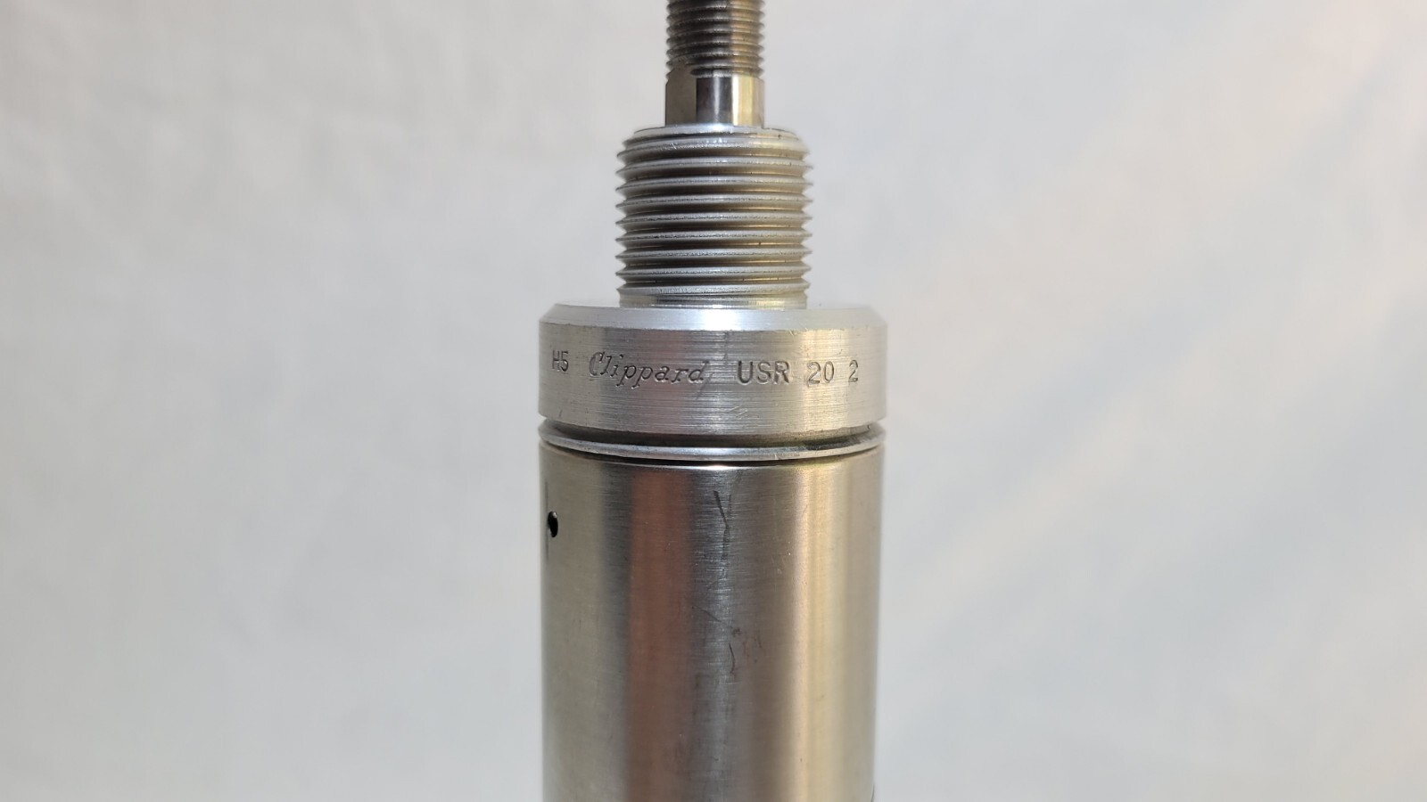 CLIPPARD USR-20-2, 1 1/4" S/S Pneumatic Cylinder, Universal Mount, Rotating Rod