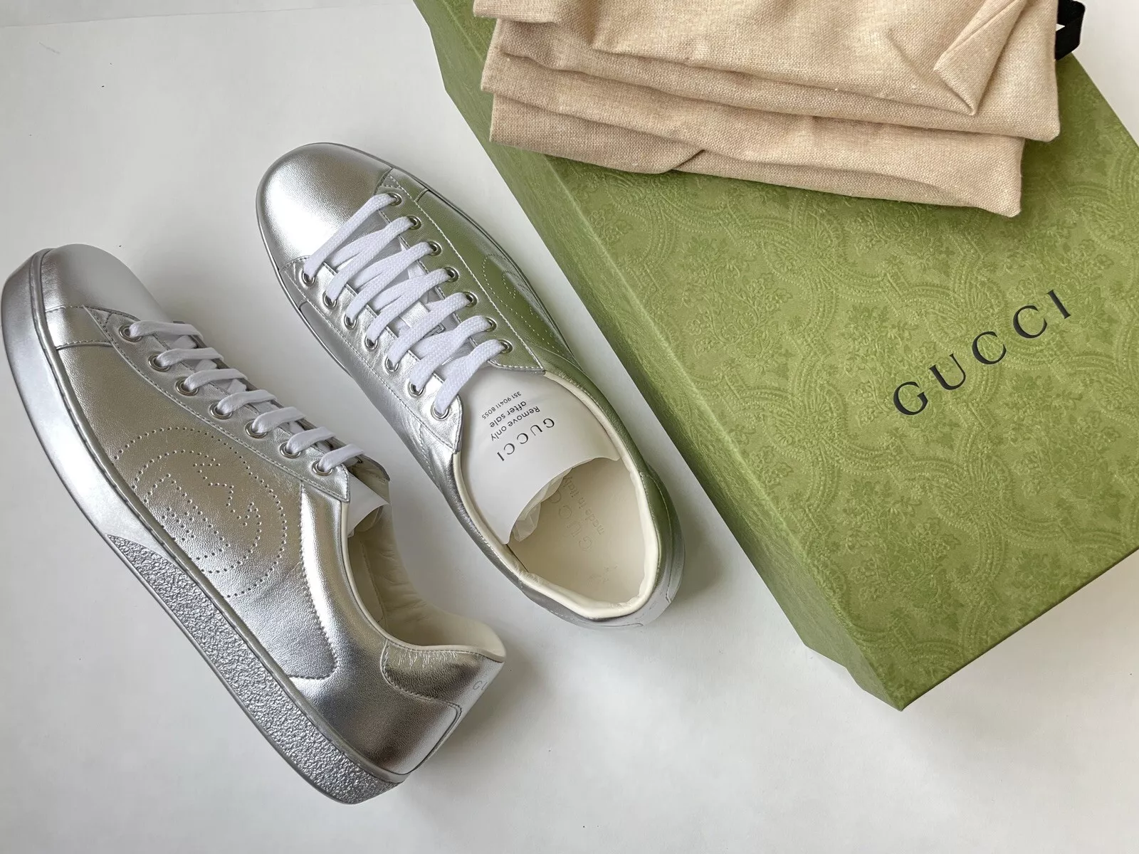 GUCCI GG Homme Argent Métallisé Ace UK 10, US 10,5 660266