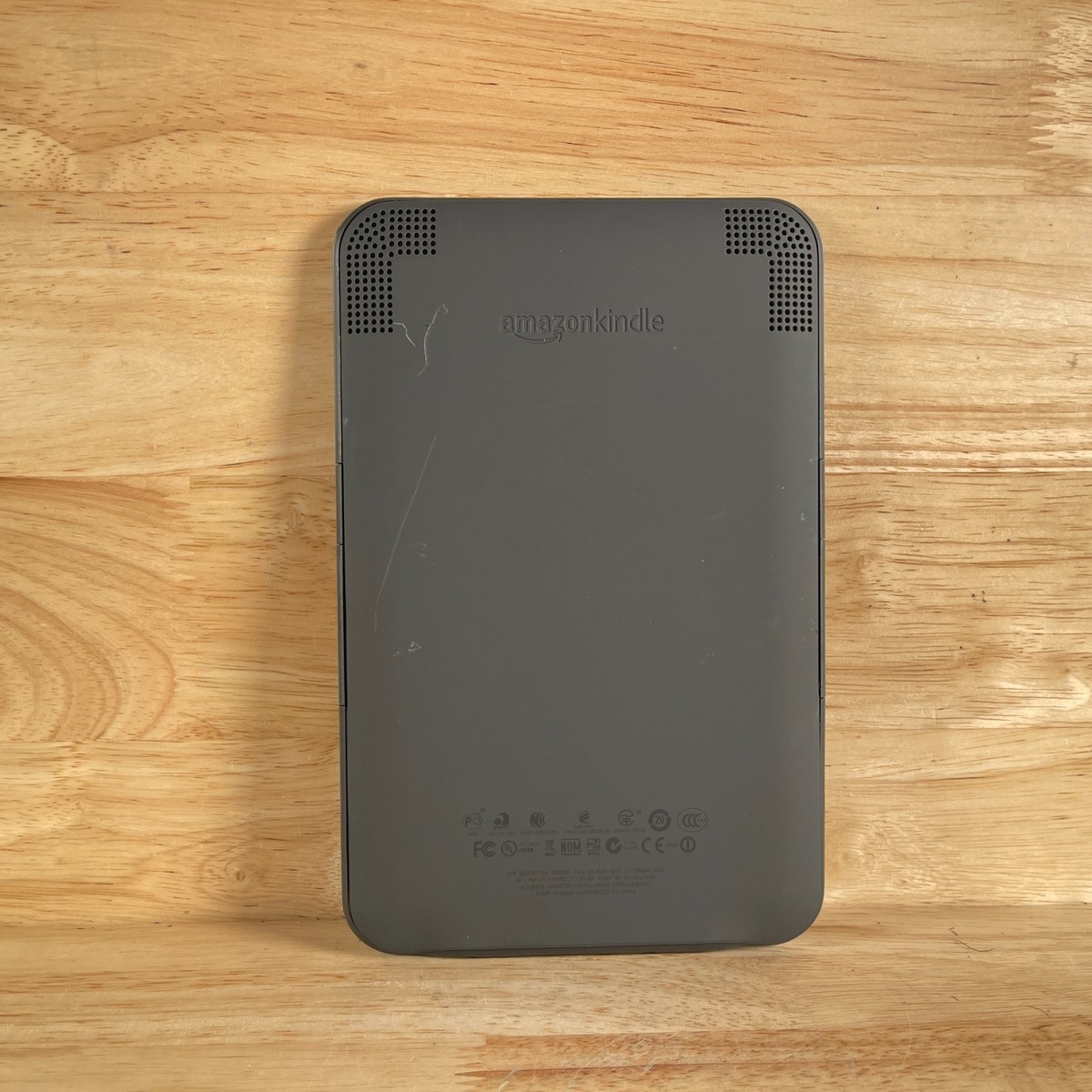 Amazon Kindle Keyboard D00901 3rd Gen 4GB 6