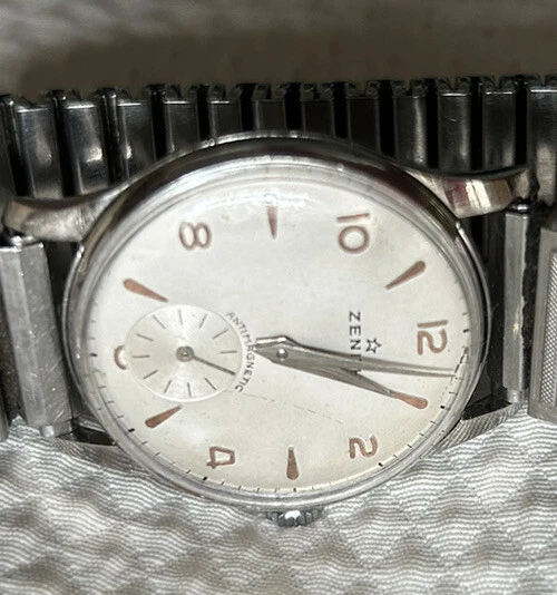 Zenith — Zenith swiss High end mechanical Handwind watch