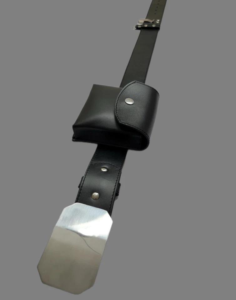 Cinturón Skywalker Jedi - 100% Cuero Real, Luke Skywalker ROTJ con Clip de Sable Foto 2 de 4