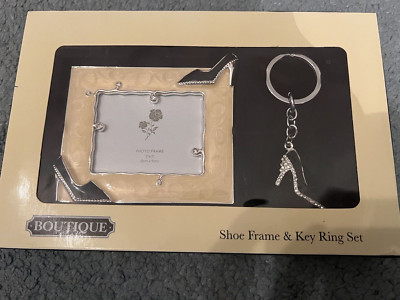 Boutique Schuhrahmen und Schlüsselanhänger Set