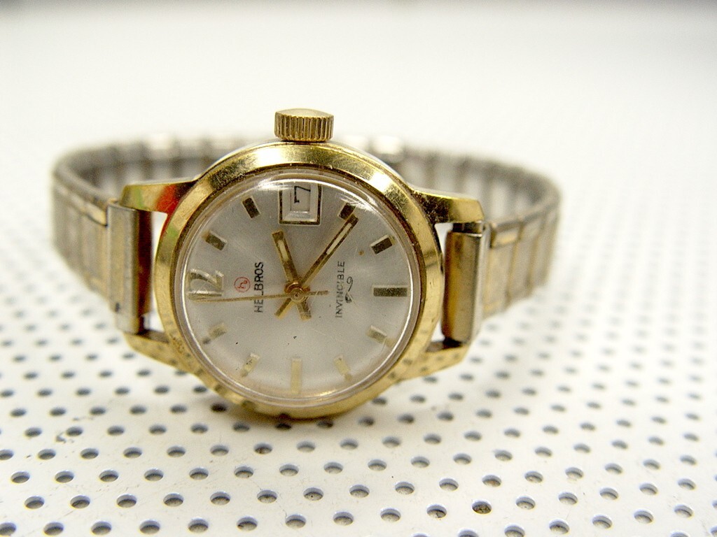 VINTAGE HELBROS INVINCIBLE LADIES WATCH | eBay display picture 2