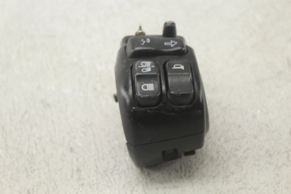 Interruptor de señales de bocina de control izquierdo Harley-Davidson Road Glide 17-19 Foto 4 de 4