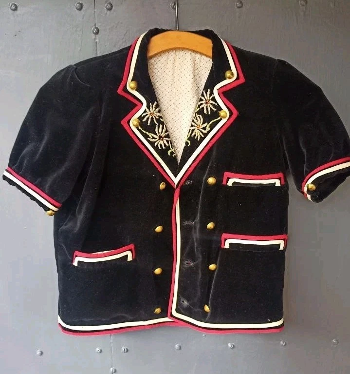 Vintage Traditional Swiss Velvet Jacket Berner Mutz, Jodler Mutz - Image 2 of 4