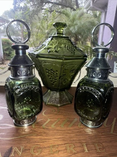 Vintage Mid Century Anchor Hocking Green Candy Dish With Lid Grape And Vine + 2